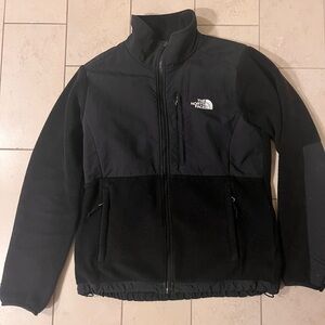 The North Face Women’s Black Jacket